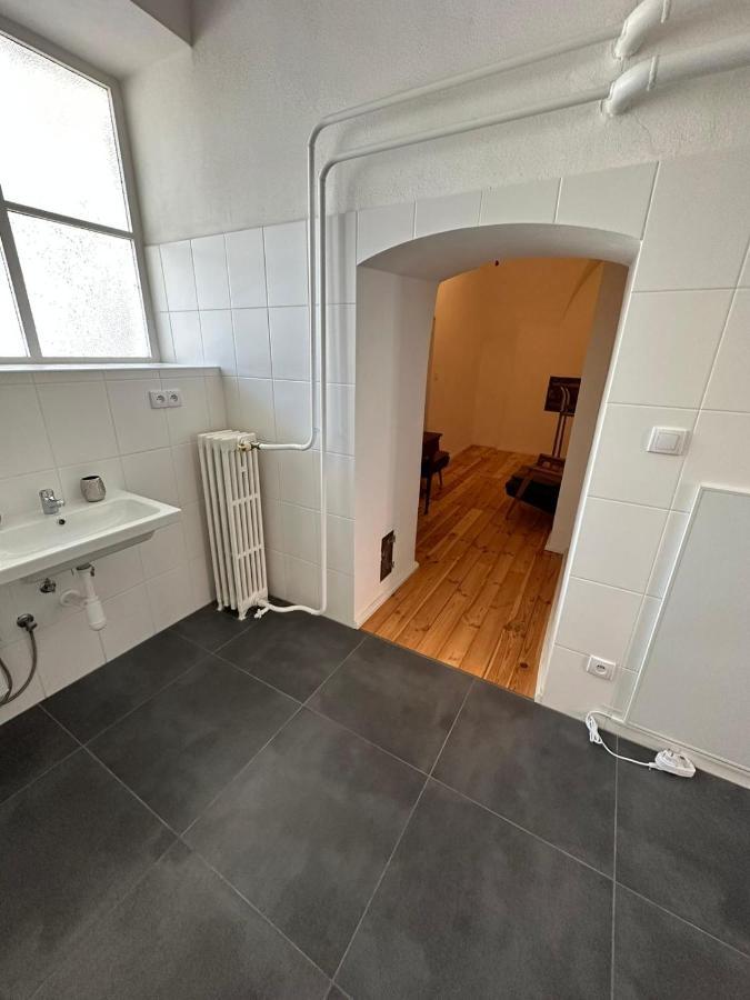 Bruckneudorf Central Plaza Great Apartment 4 Bedroom 3 Bathroom מראה חיצוני תמונה
